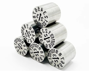 Năm và tháng khuôn nhựa lịch ngày chèn với dập pins - Product Image 4