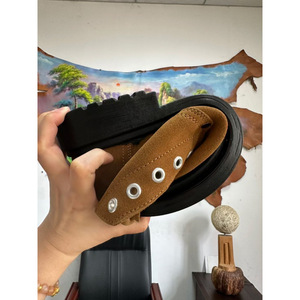 Zapatos de trabajo de gamuza para hombre, de cuero vacuno de grano completo, con tacón bajo, resistentes a la abrasión, botas de seguridad para obras de construcción - Product Image 4