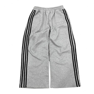 กางเกงลำลองลายทางผู้ชายรุ่นใหม่เอวสม็อคพร้อมเชือกผูกขายดี กางเกงวอร์มขายดี กางเกงจ็อกเกอร์ - Product Image 1