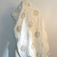 Tissu en dentelle florale respirant et hydrosoluble 100% coton pour vêtements brodés ou robes hawaïennes