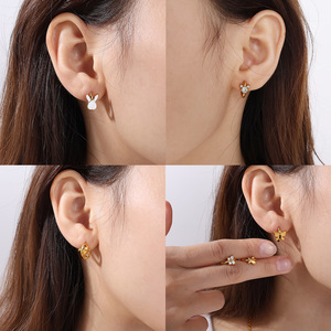 Pendientes de botón chapados en oro con circonita Butterfly Bunny para mujer, joyería de moda para fiesta - Product Image 4