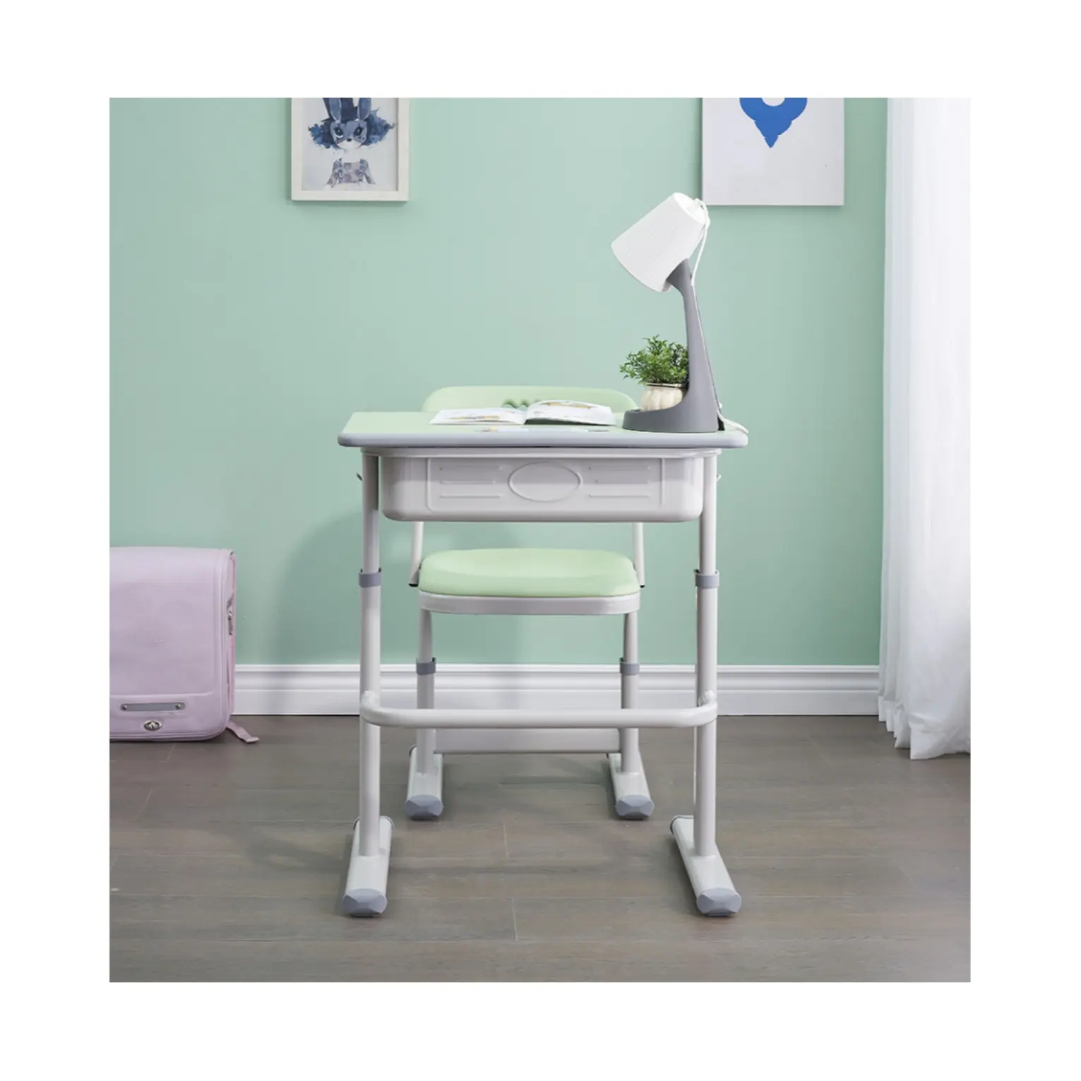 Simple style tables and chairs with strong practicality suitable for studying and working from home