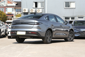 2025 BYD Seal 05 DM-i 55km Vehículo híbrido eléctrico enchufable de lujo con asientos de cuero Dirección izquierda ACC Cruise R16 Neumático Coche nuevo - Product Image 2