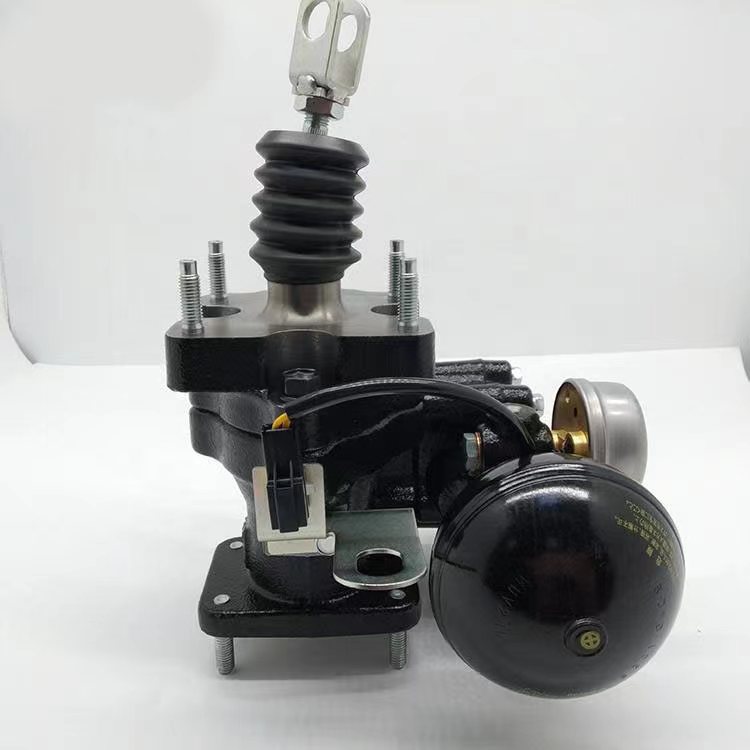 リンパボーラー Brake cylinder with bleeding Rear Right for ISUZU NPR NQR