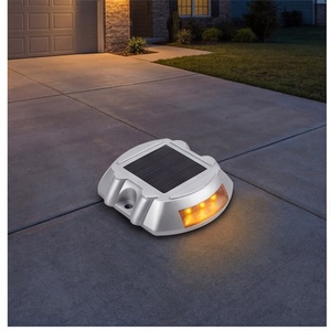 Marqueur de circulation réfléchissant en aluminium moulé IP68, clignotant, solaire, en forme de fer à cheval, pour la sécurité des parkings - Product Image 1
