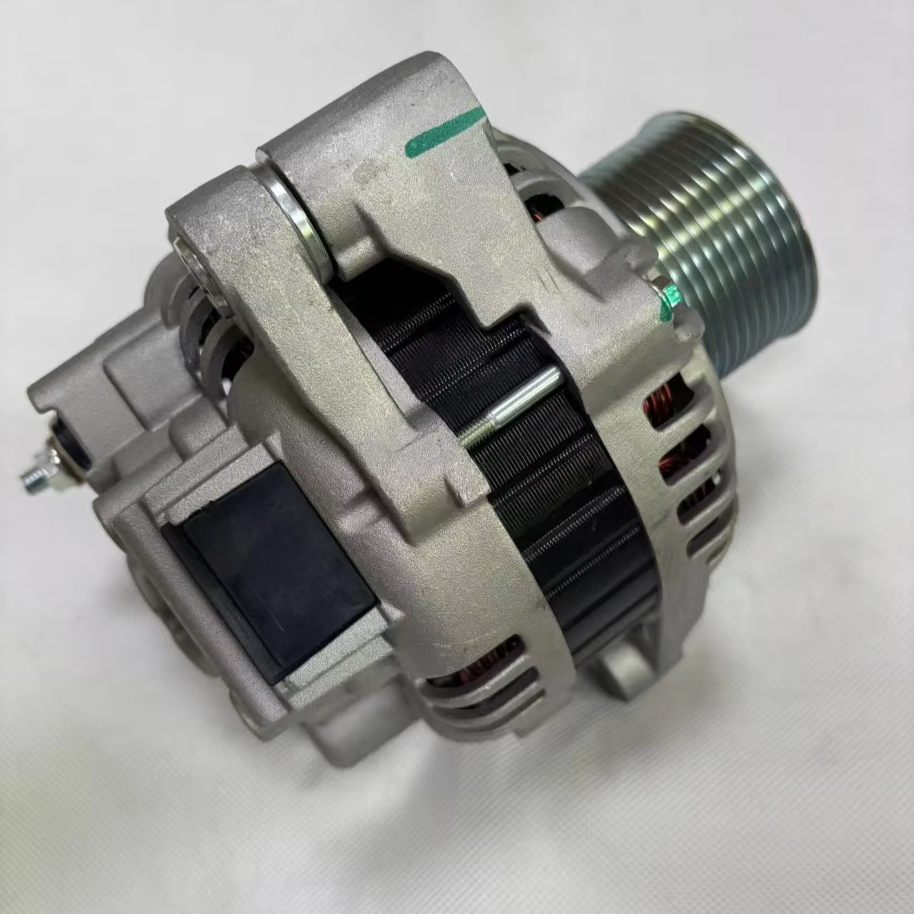 24V 120A генератор для двигателя DRA1424 504254440 504342586 115799 CAL35638OS A4TR5792ZT A4TR5792ZT A4TR5792AM Запчасти для строительной техники