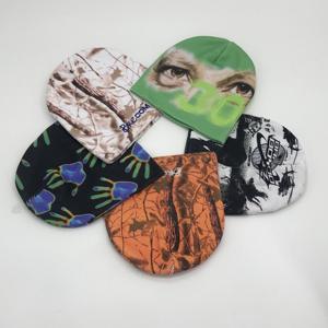 Bonnet d'hiver tricoté personnalisé pour enfants Garçons Bonnet en tricot acrylique pour enfants avec logo tissé et motif <span class=keywords><strong>de</strong></span> caractère - Product Image 2