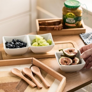 ชุดถาดเสิร์ฟอาหารไม้ไผ่ 3 ชิ้น พร้อมถ้วยเซรามิกสำหรับน้ำจิ้มและช้อน - Product Image 3