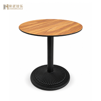 Table de restaurant extérieure ronde de 700 mm avec plateau en HPL de 12 mm et base en fonte thermolaquée pour café et terrasse