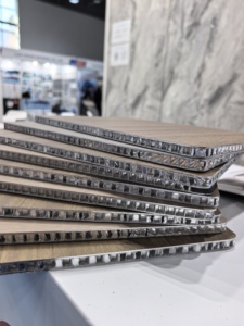 Pannello a Nido d'Ape <span class=keywords><strong>in</strong></span> Alluminio con Pellicola <span class=keywords><strong>PVC</strong></span> di Alta Qualità Direttamente dalla Fabbrica per Armadi, Cucine e Ambienti Domestici - Product Image 6