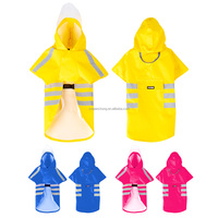 Neuer Komfortabler Hunde-Regenmantel Wasserdichte Modische Haustier-Jacke mit Reflektierendem Streifenmuster Einfarbig für Regentage