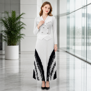 Abito lungo da donna <span class=keywords><strong>stile</strong></span> blazer con doppio petto, patchwork e orlo in pizzo, modello Miyake plissettato, all'ingrosso - Product Image 3