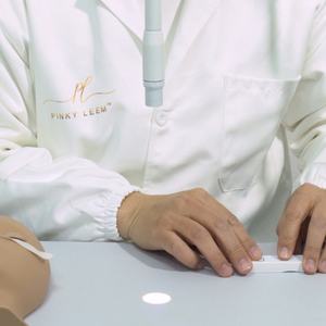 Lampe UV LED portable en métal pour extensions de cils avec pédale – Outil de beauté durable en promotion - Product Image 5