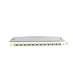<span class=keywords><strong>Harmonica</strong></span> <span class=keywords><strong>chromatique</strong></span> argentée TREMOLO à 24 trous en Do, exportation à bas <span class=keywords><strong>prix</strong></span>, <span class=keywords><strong>harmonica</strong></span> pour débutants - Product Image 3
