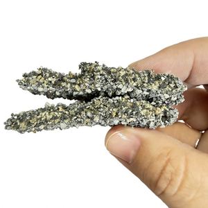 Arena para Gatos de Bentonita de Arcilla Mineral Natural, Baja en Polvo, Desodorizante, con Logotipo Personalizado OEM, Venta al por Mayor - Product Image 2