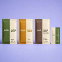 Sachets personnalisés imprimés à trois soudures latérales en finition mate pour poudre de matcha, poudre de curcuma et poudre de lait de coco