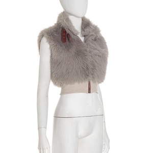 Nuevo <span class=keywords><strong>Chaleco</strong></span> Corto de Felpa sin Mangas con Cremallera y Hebilla Metálica de Cuero para <span class=keywords><strong>Mujer</strong></span>, Colección Otoño-Invierno - Product Image 3