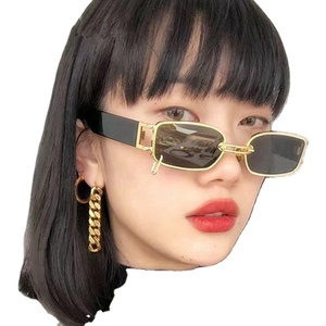 Gafas de Sol Retro Personalizadas con Logotipo, Negras y Azules, Cuadradas, para Mujer, Protección UV400, Rectangulares Pequeñas - Product Image 1