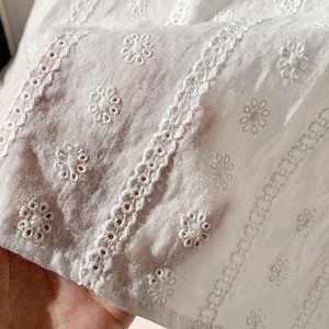 Magliette in Cotone Bianco con Fiori per Bambine, T-shirt Estiva Casual per Uso Quotidiano - Product Image 6