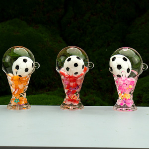 Llavero de acrílico al por mayor para fútbol, ideal para premios de torneos deportivos, recuerdos de fiestas, premios para ganadores de partidos de fútbol y decoración. - Product Image 4