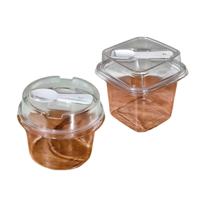 Vasos Redondos Transparentes de Plástico PET <span class=keywords><strong>al</strong></span> <span class=keywords><strong>por</strong></span> <span class=keywords><strong>Mayor</strong></span> con Cucharas, Envases de Grado Alimenticio con Logotipo Personalizado para Mousse, Pudín y Queso - Product Image 1