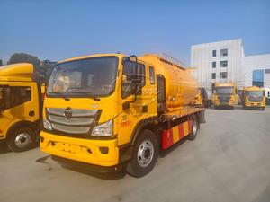รถดูดสิ่งปฏิกูล FOTON 4x2, เครื่องยนต์ Yuchai 180 แรงม้า ถังขนาด 10~12 ลูกบาศก์เมตร, วัสดุถังและสเปคปั๊มแบบกำหนดเองได้, ส่งออกจากโรงงาน - Product Image 2