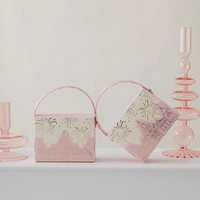 [En Stock] Creative Château De Mariage Boîte De Bonbons À Main Boîte D'emballage De Bonbons Feux D'artifice Or Estampage Logo Impression Princesse Boîte