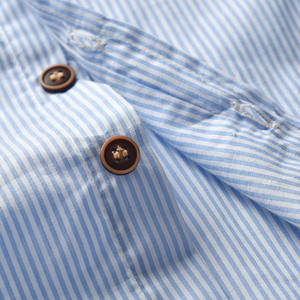 Ropa Formal para Niños, Trajes de Bebé, Conjuntos de Pantalones con Tirantes y Camisa a Rayas Hechos en China - Product Image 3