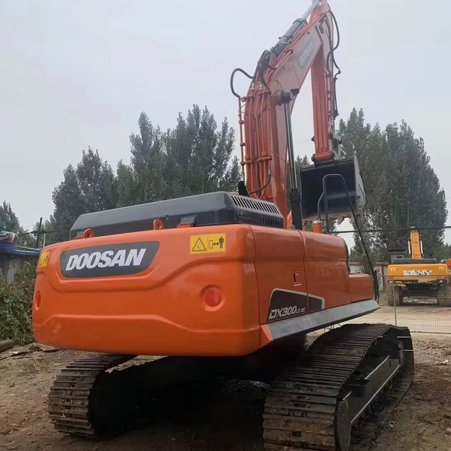 Used Excavator Doosan DX300LC Hydraulic Crawler Excavator 30 Ton Korea Original High-Quality Hot Selling
