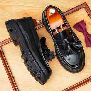 New Leather Business Formal <b>Pointed</b>-<b>toe</b> Engraved Brocade Men's Shoes for Young British Style Men's Leather Shoes - Product Image 4