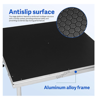 Escenario portátil de aluminio plegable de 6 patas con superficie antideslizante, aprobado por CE/TUV, de instalación rápida y conveniente para bodas.