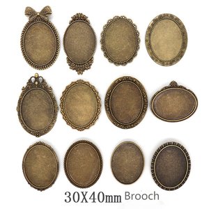 Komi 30X40mm Base en alliage de gemme ronde Vintage Time pour accessoires de bricolage avec broche de personnalisation d'image religieuse croisée faite à la main - Product Image 3