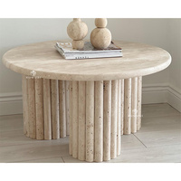 Table basse centrale à 3 pieds en travertin