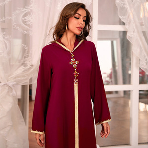 CCY 2024 nuovo stile arabico Dubai Muslim da donna modesto abito lungo <span class=keywords><strong>islamico</strong></span> con cappuccio Abaya felpa con cappuccio per Musulman <span class=keywords><strong>abbigliamento</strong></span> da donna - Product Image 4