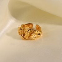 Modeschmuck minimalistischer Schmuck 18K gold plattiert Edelstahl Ringe unregelmäßig breit hammerte Lava offener Ring