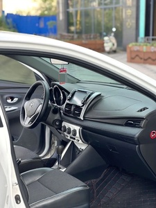 <span class=keywords><strong>Toyota</strong></span> <span class=keywords><strong>Yaris</strong></span> L Hatchback 1.5G Édition Toit Ouvrant <span class=keywords><strong>2015</strong></span> d'<span class=keywords><strong>occasion</strong></span>, 93 000 km, Conduite à Gauche, Essence, Véhicule en Gros Prêt à l'Expédition, Vente Chaude - Product Image 5