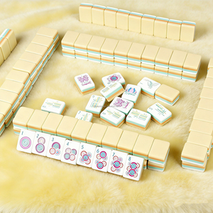 En gros, Nouvel ensemble de Mahjong de voyage moderne en acrylique, motif Bambou Jaune, 160 tuiles gravées, 4 couches, de luxe, Oh My American, tuiles de Mahjong personnalisées - Product Image 2