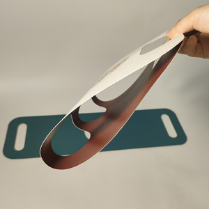 Support de transport en papier kraft personnalisé de haute qualité pour gobelets à café et thé à emporter, avec poignée, vente en gros - Product Image 1