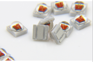 1W 3W 3535ข้อมูลจำเพาะชิป SMD LED ไดโอด730nm 660nm 620nm สีแดงสำหรับเครื่องซักผ้าผนังและไฟเตือน - Product Image 3