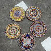 Ensemble de sous-verres en céramique ethnique à motif floral festonné, style bohème, en terre cuite, avec impression 3D en relief et estampage à chaud doré, motif mandala