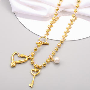 Demande catalogue Collier unisexe <span class=keywords><strong>uno</strong></span> de 50 bijoux en acier inoxydable plaqué or pour femmes avec pendentif en perles colorées avec cadenas en forme de coeur vente en gros - Product Image 2