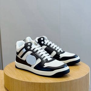 Zapatillas Casuales de Diseñador de Moda 2026 con Logotipo GUCHI, Tendencia de Moda, Zapatos para Caminar de Alta Calidad, Varias Series - Product Image 3