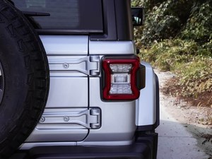 Voiture d'occasion en stock en Chine : Jeep Wrangler Sahara 2024 8AT, <span class=keywords><strong>SUV</strong></span> essence économique pour l'aventure - Product Image 5