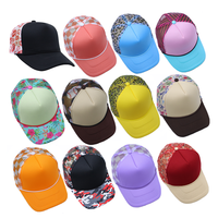 Topi Trucker 5 Panel Trendy Outdoor Kasual Sport Bahan Polyester Bernapas dengan Logo Kustom