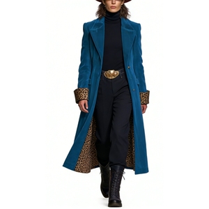 Manteau long en velours pour femme - Imprimé léopard et style rétro - Vêtements pour femme - Mode - Product Image 1