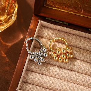 Niche Retro Trendy High-End Women's Gold Plated Metal Bead Cluster <b>Ring</b> with Heavy Craftsmanship for Wedding Occasion - Product Image 6