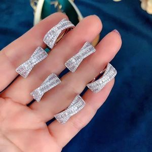 Bague en or massif 18 carats Xinfly avec diamant naturel taille baguette et rond de 0,50 carat, bijou géométrique classique pour mariage et soirée - Product Image 5