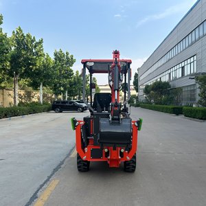 LIVRAISON GRATUITE - Mini-chargeuse-pelleteuse 4x4 de 1,5 tonne avec moteur EPA - Product Image 5