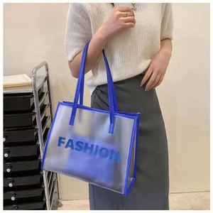 Wholesale Large Fashion PU Handle Travel Beach Waterproof Clear Transparent PVC Shopping Tote <b>Bag</b> for Women - Product Image 3