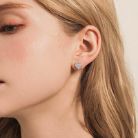Boucles d'oreilles clous en argent sterling 925, motif cœur pixel, entièrement pavées de moissanite, pour femme, bijoux de fiançailles et de Saint-Valentin